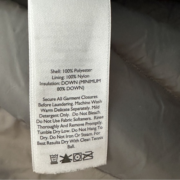 Eddie Bauer Grey Silver Puffer Vest No Size Tag Meas. Size Small - Picture 5 of 8